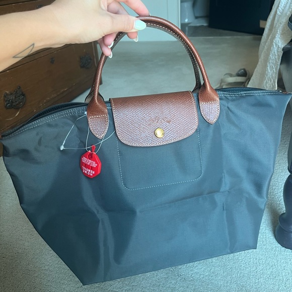 Brand New Gray Longchamp Le Pilage Bag - Picture 1 of 8